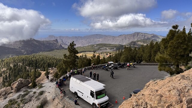 View from Pico de las Nieves — Tenerife in the distance