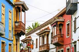 Teror — colourful wooden balconies